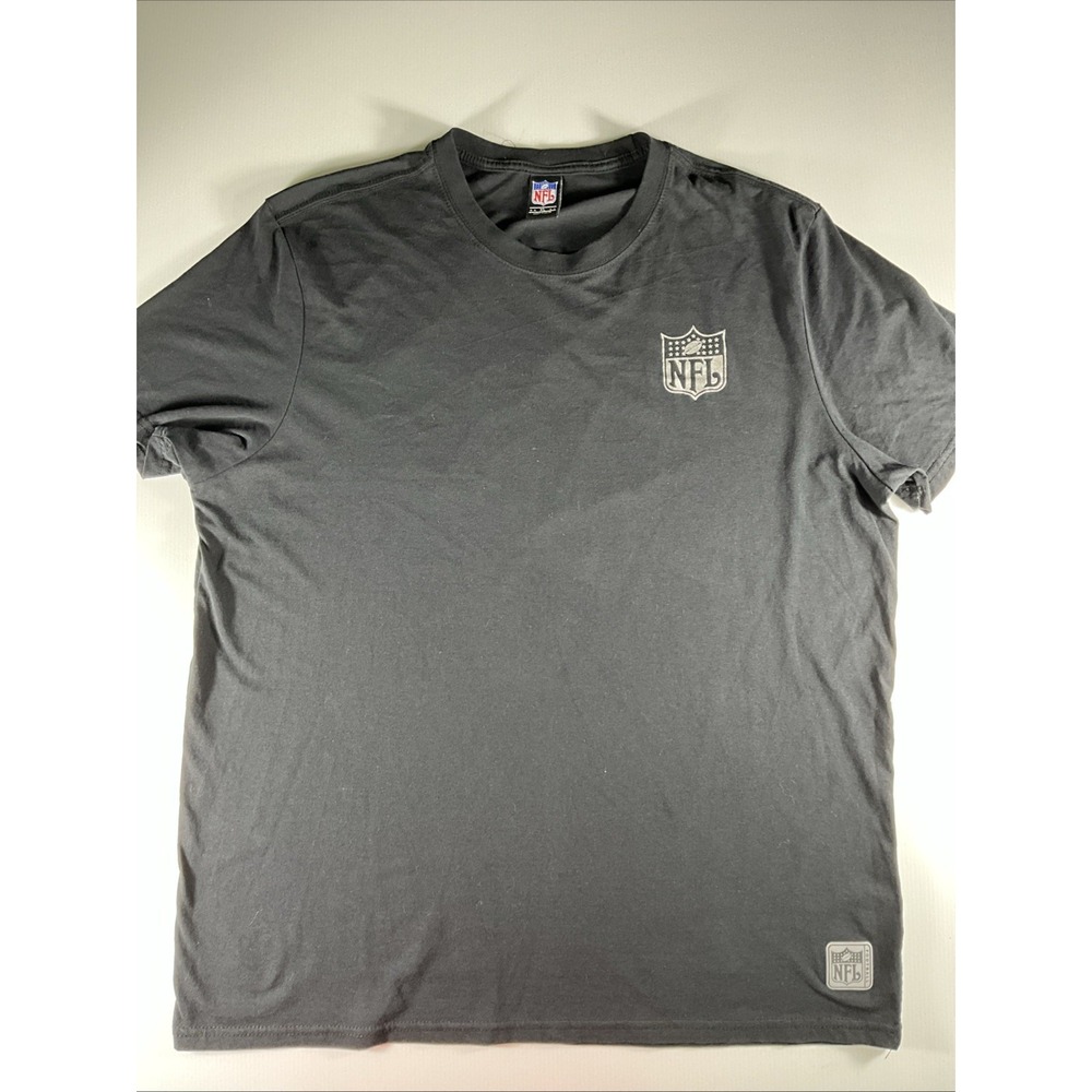 NFL Shield Logo T Shirt Men's XL Black Short Sleeve Official Football Tee